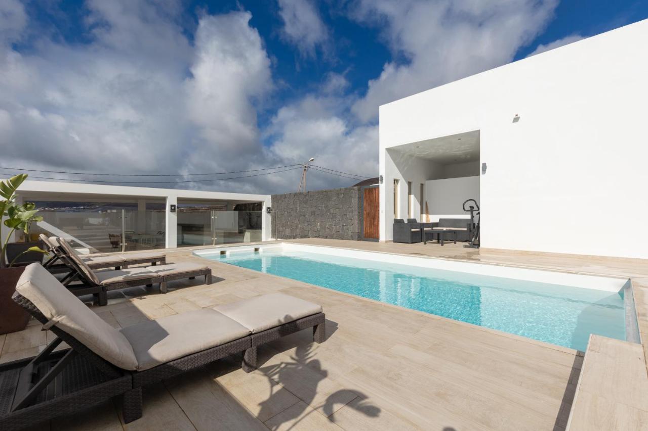 Villa Serenity Tias Exterior photo