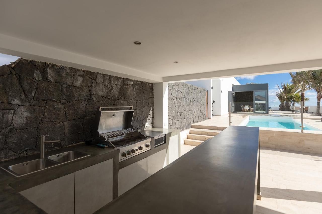 Villa Serenity Tias Exterior photo