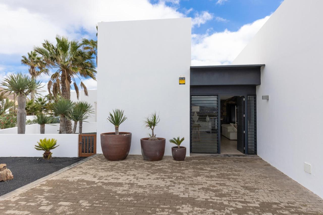 Villa Serenity Tias Exterior photo